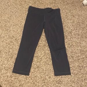 under armour grey capris